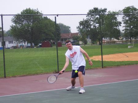 Tom tennis2.jpg